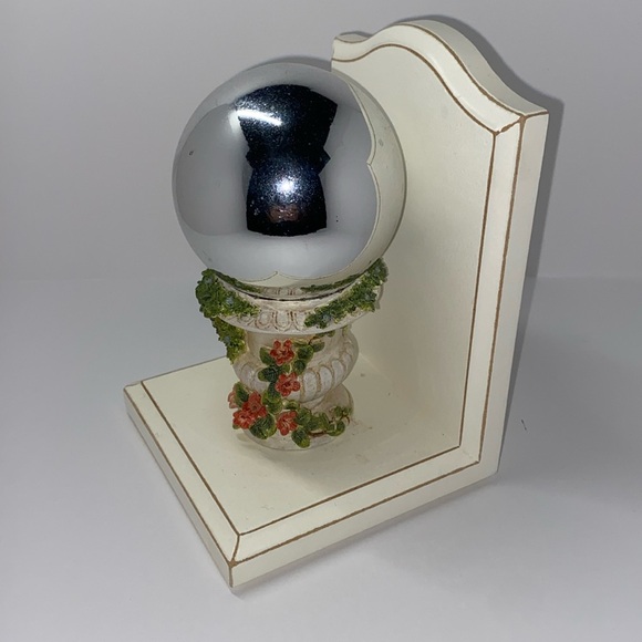 Garden Terrace Bookends.  Beautiful. - Picture 4 of 11